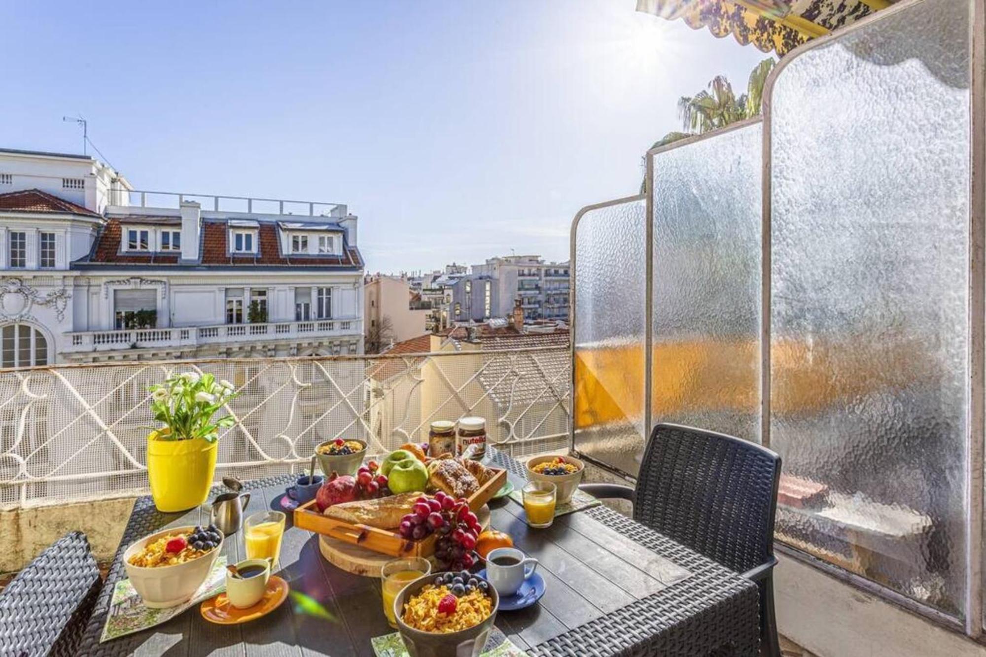 Fleurs 22 - City Center - Modern W Terrace Ница Екстериор снимка